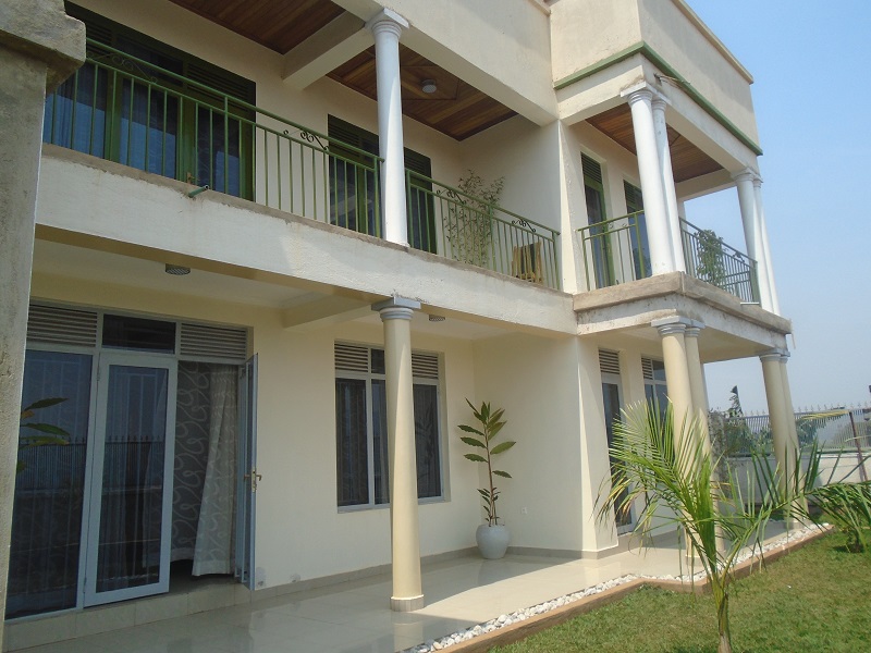 A FURNISHED 2 BEDROOM APARTMENT FOR RENT AT GIKONDO